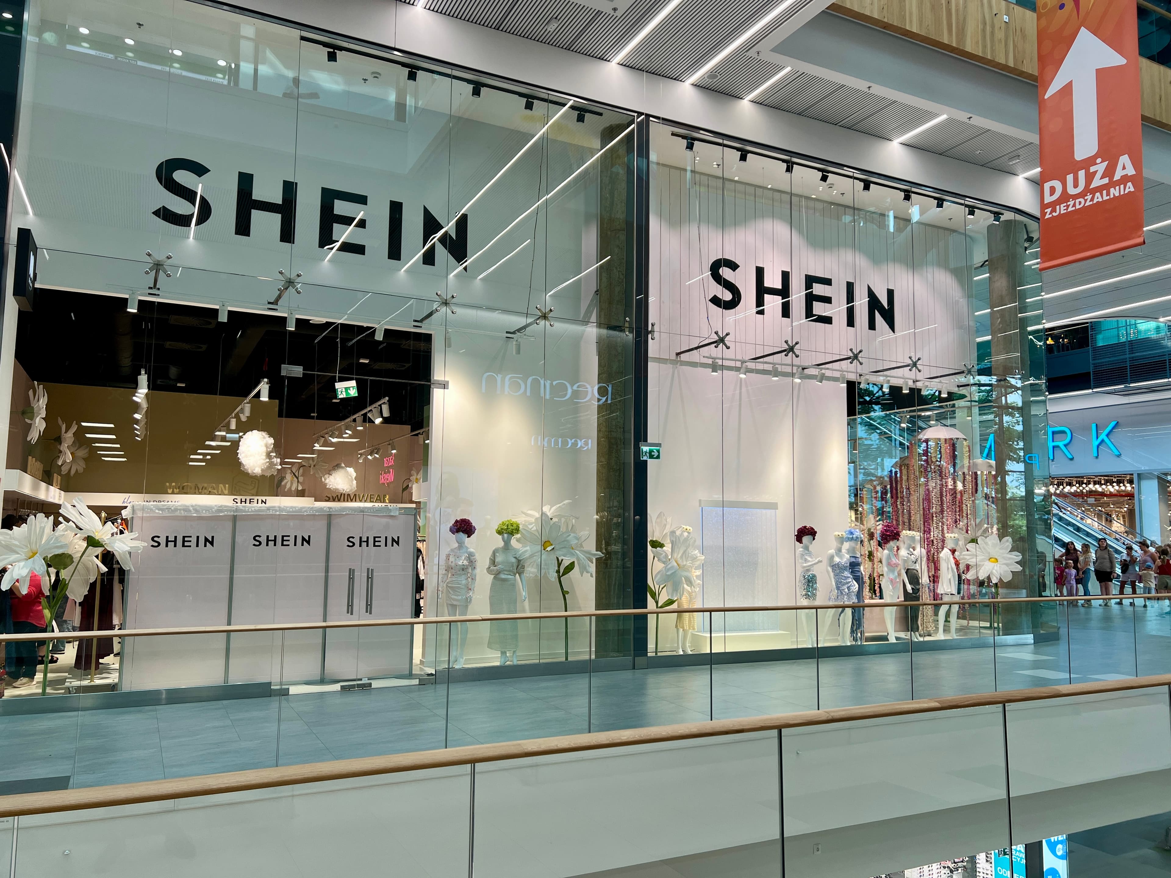 كيفية الشراء من موقع شي إن (SHEIN) في الجزائر 2026